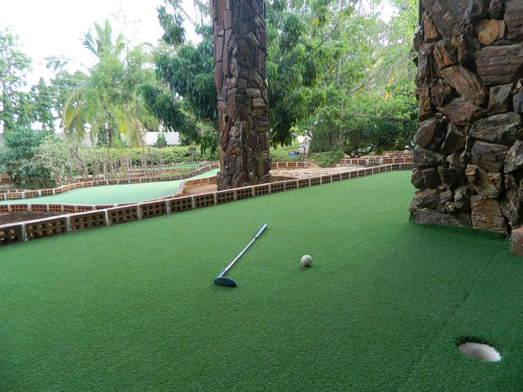 Devanahalli Fantasy Golf Resort מראה חיצוני תמונה